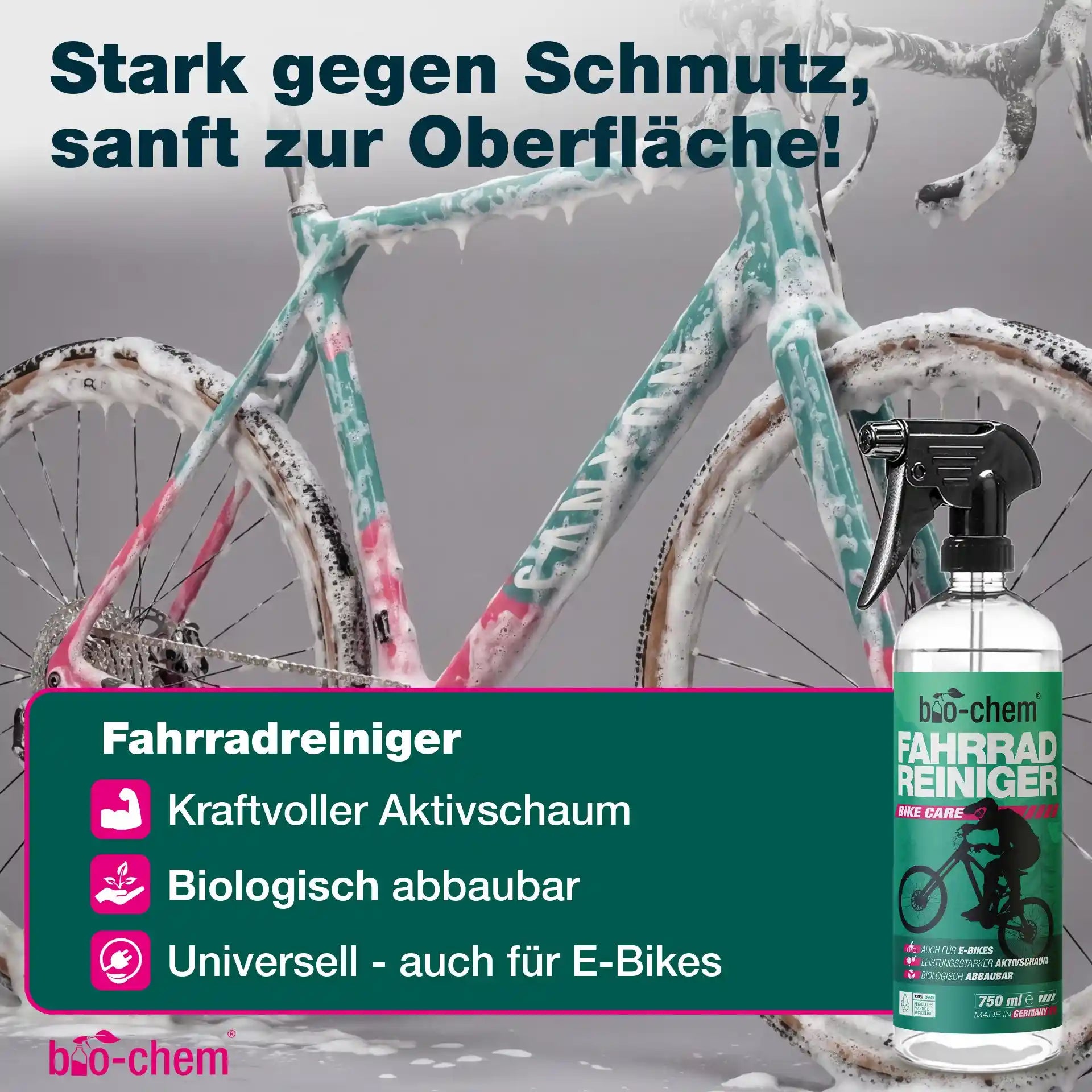 Fahrradreinigung mit biologisch abbaubarem bio-chem Aktivschaum auf einem Fahrradrahmen, auch für E-Bikes geeignet.